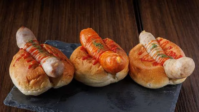 大きいサイズが食べ応え満点のホットドッグ