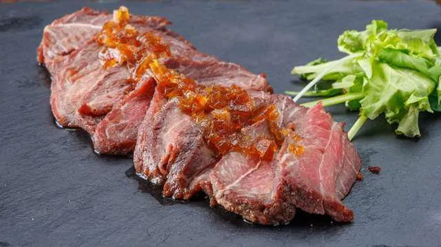 高級食材を使用した料理